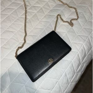 Gucci leather cross body gold chain